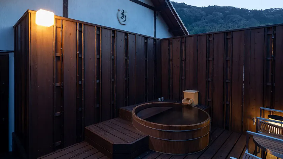 Shirakabe: A Traditional and Modern Fusion in a Satoyama Farmhouse