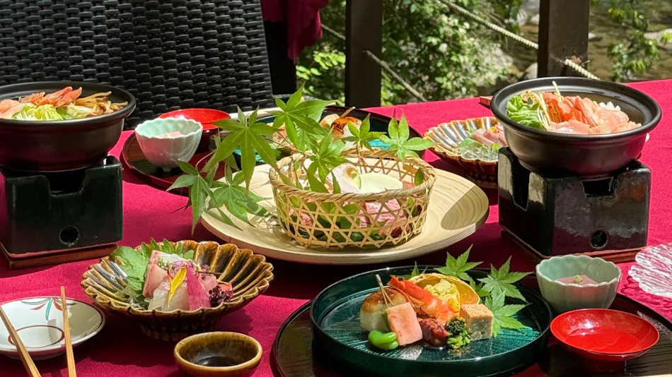 Shirakabe: A Traditional and Modern Fusion in a Satoyama Farmhouse