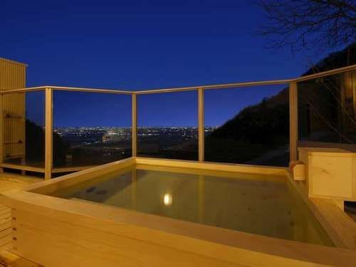 ■男湯露天 流れ星■ 静かな上質な湯贅を…