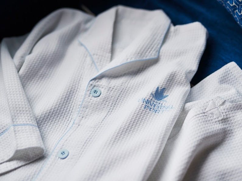 ホテル ユニバーサル ポート 秋旅 パークから歩いて約4分のオフィシャルホテルで快適ステイ 素泊まり デラックスルーム 禁煙 40平米 Yahoo トラベル ホテル ユニバーサル ポート 秋旅 パークから歩いて約4分のオフィシャルホテルで快適ステイ 素泊まり デラックスルーム 禁煙 40平米 Yahoo トラベル