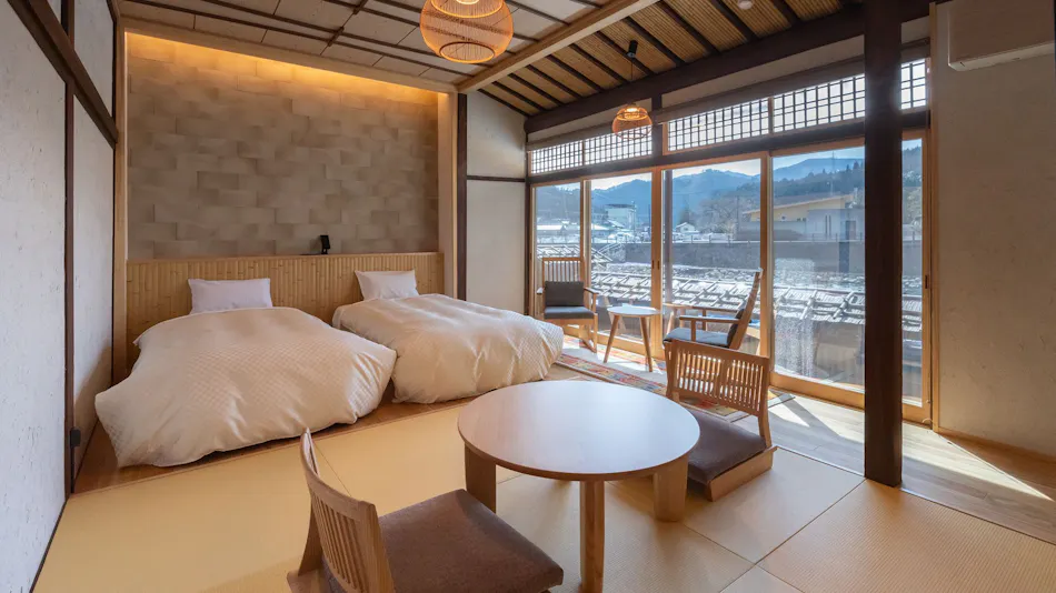 Registered Tangible Cultural Property Ryokan Meisen Kagiyu Okutsuso