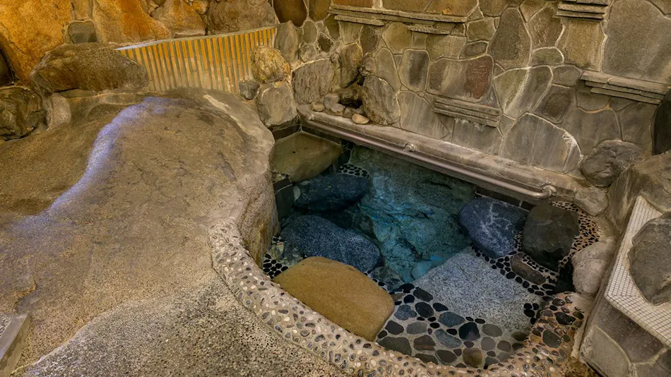 Registered Tangible Cultural Property Ryokan Meisen Kagiyu Okutsuso