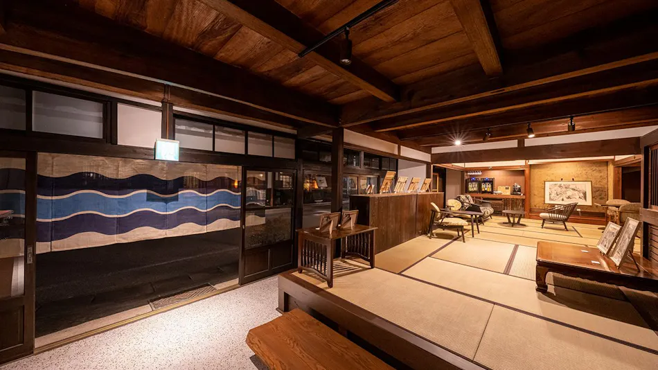 Registered Tangible Cultural Property Ryokan Meisen Kagiyu Okutsuso