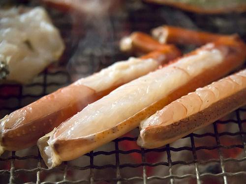 【加能蟹2人で一杯】＜焼き・刺し蟹＞タグ付きブランド加能蟹一杯をおふたりでシェア＜季節の懐石＞