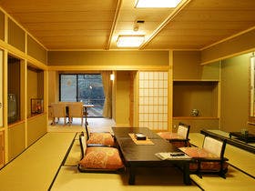 たちばな四季亭