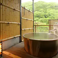 【温泉露天風呂付モダン和洋室】客室露天