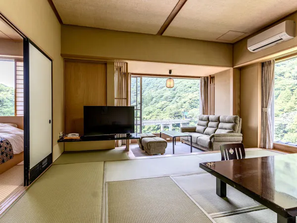 【鬼怒川リバービュー】くつろぎの和室