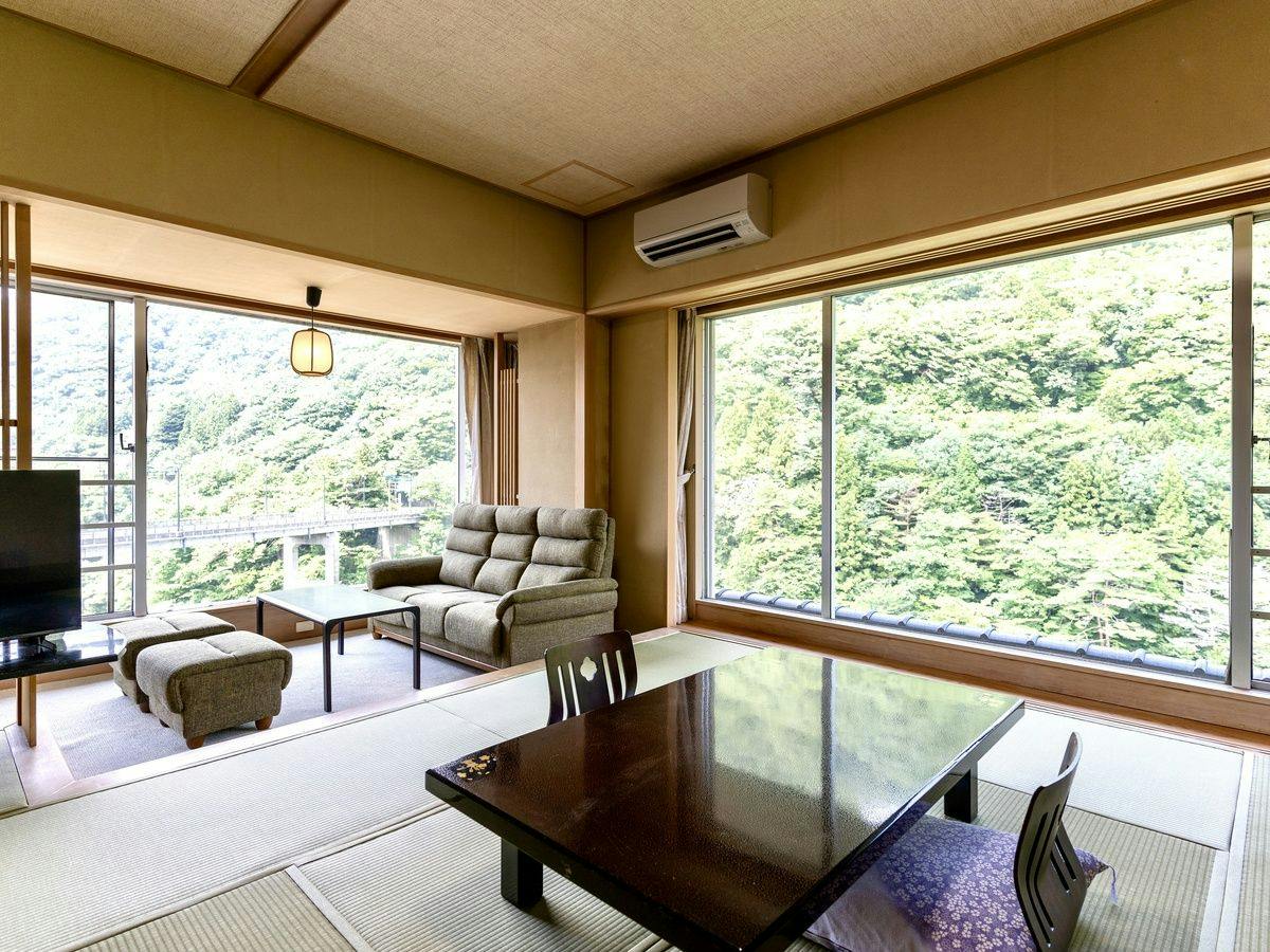 【鬼怒川リバービュー】くつろぎの和室