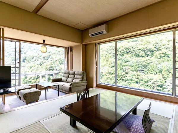 【鬼怒川リバービュー】くつろぎの和室
