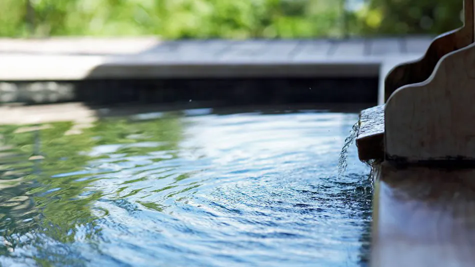Hidden Inn with Open-Air Baths in Every Room - Hana no Kumo