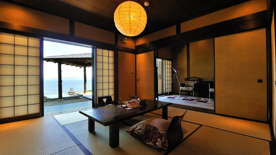 "Tsuki no Usagi: A Secluded Inn with Spectacular Views"