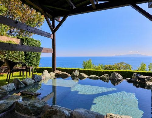 【二階屋和室】月の雫 温泉露天風呂