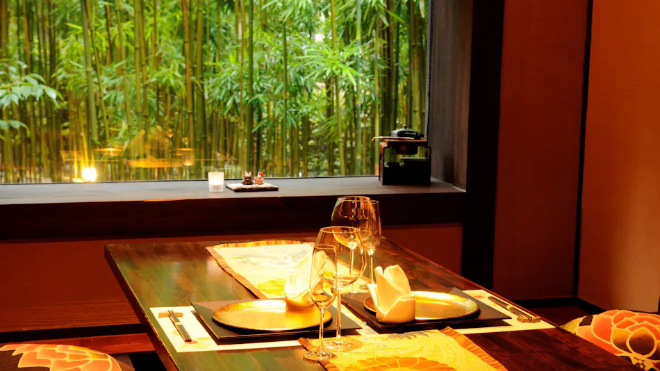 "Tsuki no Usagi: A Secluded Inn with Spectacular Views"