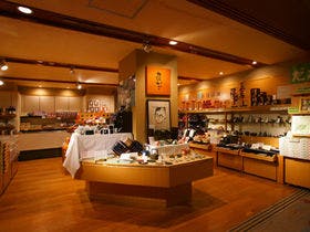 絶景の夕陽に心癒され　庄内の美味を堪能　游水亭いさごや