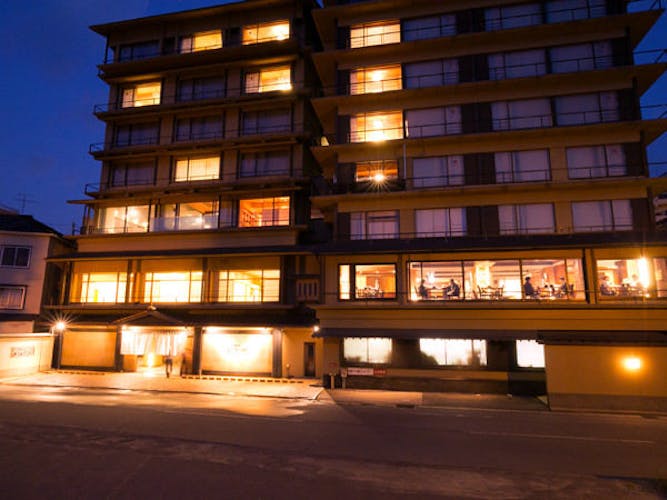 ãå¤è¦³ã