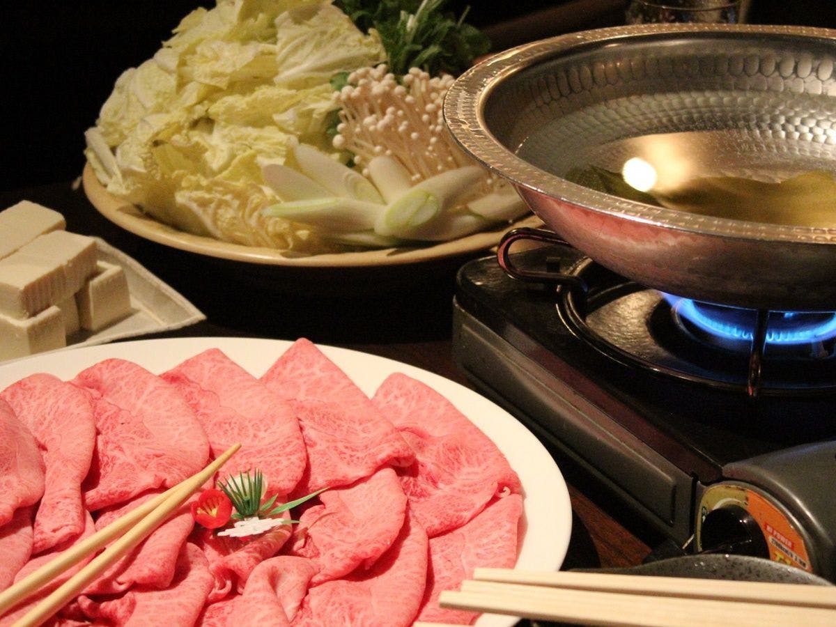 春日ホテル