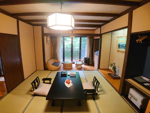 【Bilik gaya Jepun 10 tatami】Dengan tab mandi separa terbuka Takano Maki