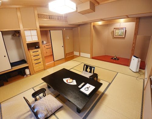 【禁煙/高野槇の風呂】和室10畳