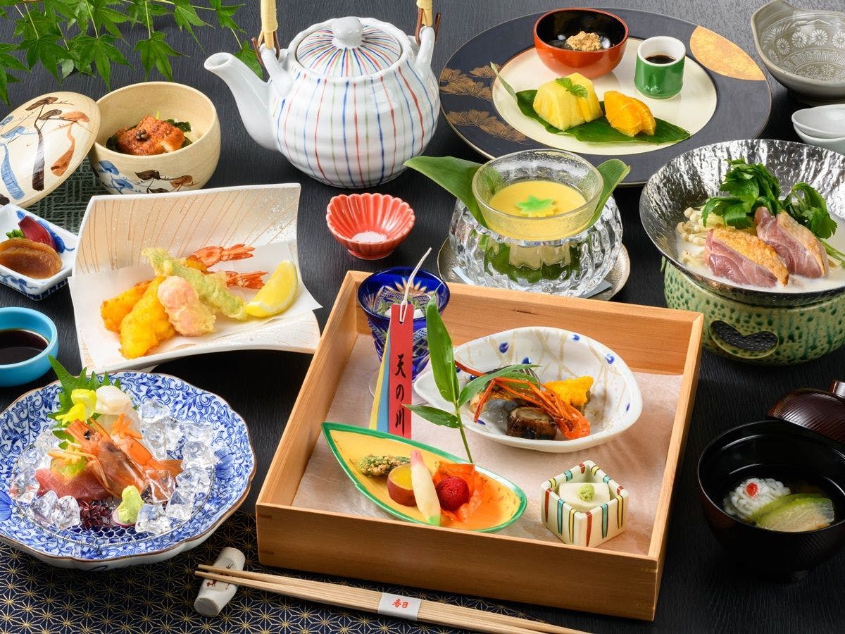 春日ホテル