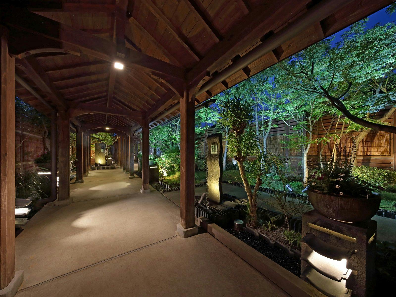 Jalur Fasilitas Pemandangan senja taman