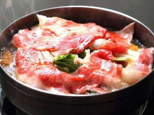 【1泊2食】函館老舗人気店「阿佐利本店」直送！お部屋でA5ランク和牛「すき焼き」+選べる朝食付