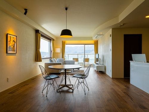 コーナースイート1001(70平米)