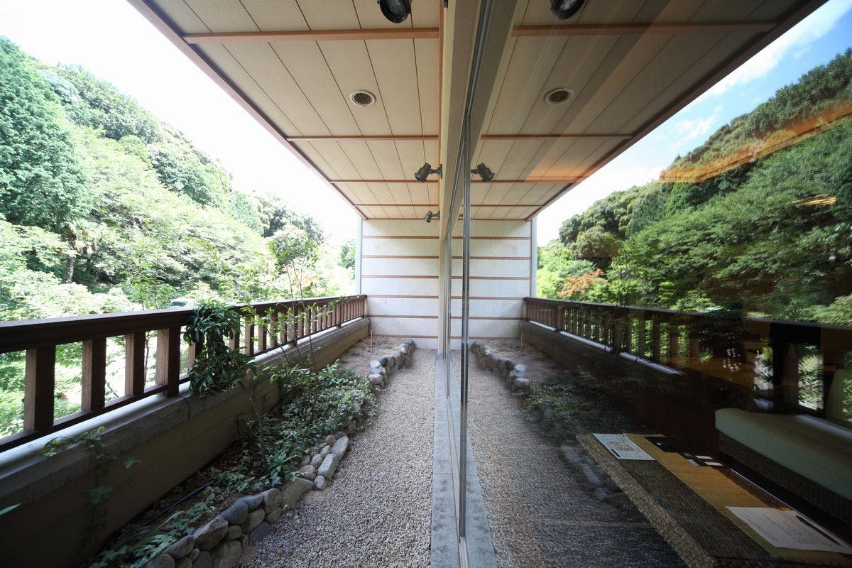 別邸　音信
