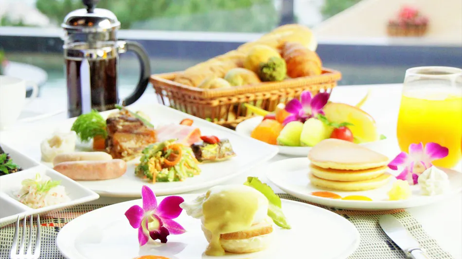 OKINAWA KARIYUSHI RESORT EXES ONNA