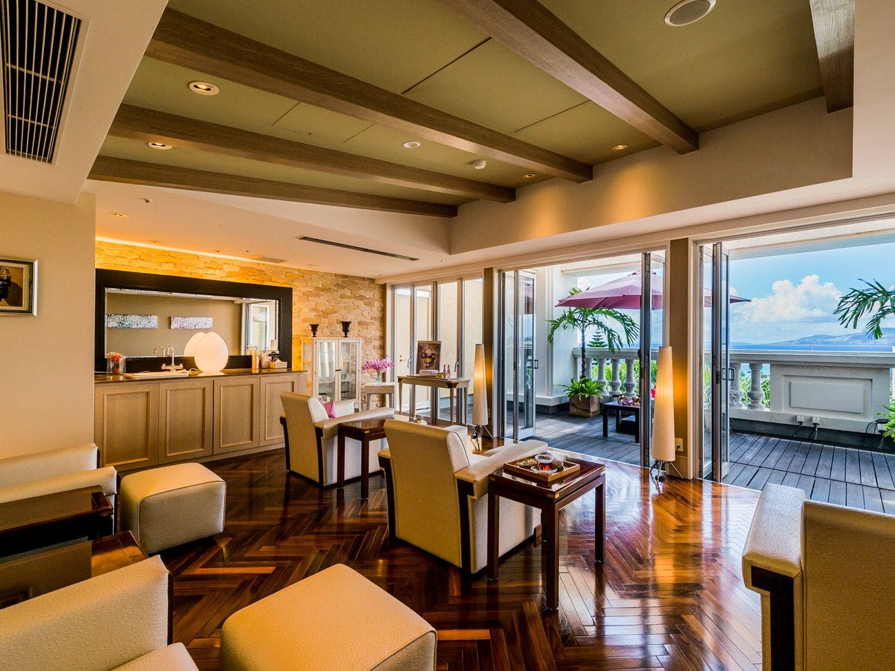 OKINAWA KARIYUSHI RESORT EXES ONNA（沖縄かりゆしリゾートEXES恩納）