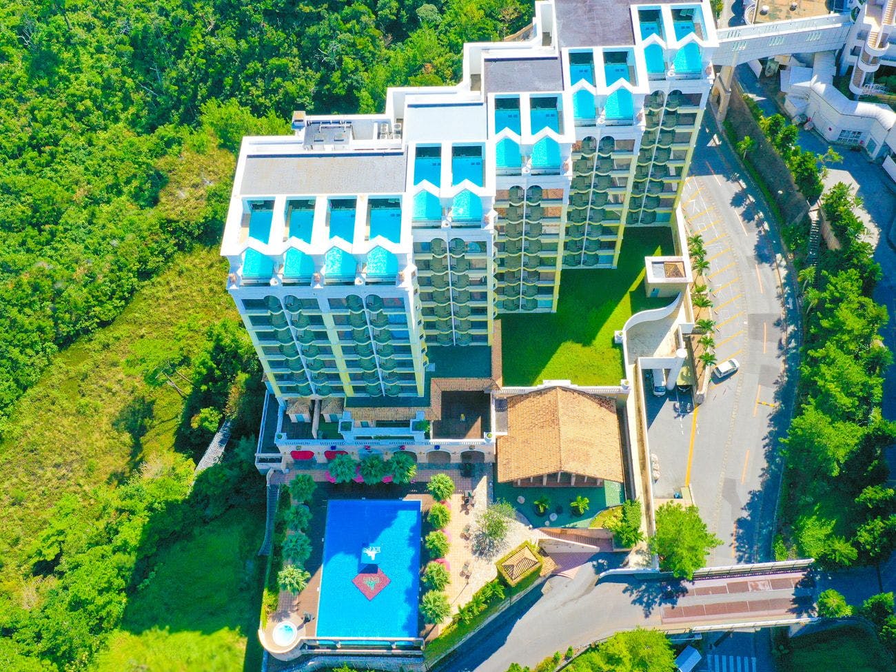 OKINAWA KARIYUSHI RESORT EXES ONNA（沖縄かりゆしリゾートEXES恩納）