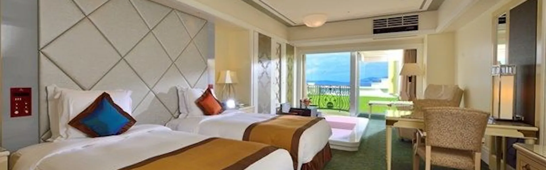 OKINAWA KARIYUSHI RESORT EXES ONNA(沖縄かりゆしリゾートEXES恩納)