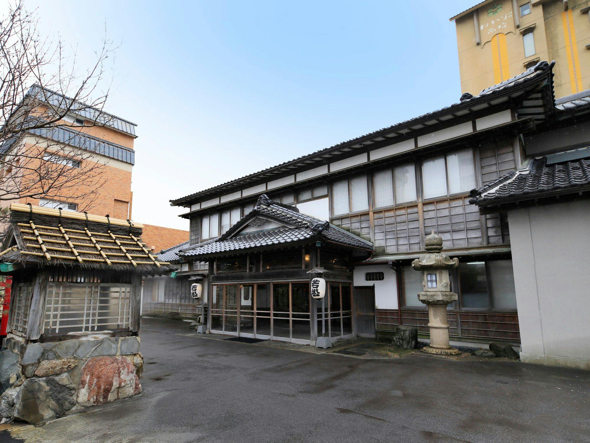 割烹旅館　若松