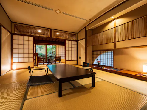 【Keyaki】5 tatami + 10 tatami + serambi luas / mandi luar + mandi dalaman