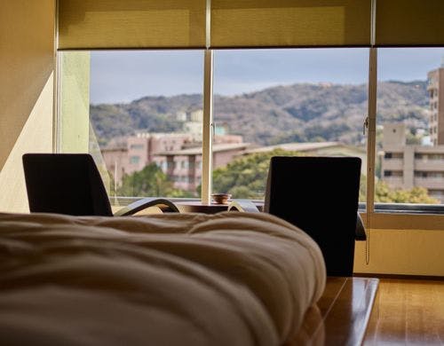 【和モダンルーム】シモンズベッド