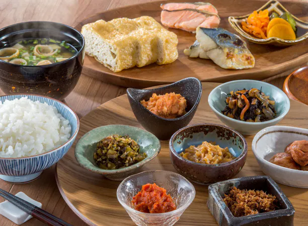 口コミ好評朝食ビュッフェ!