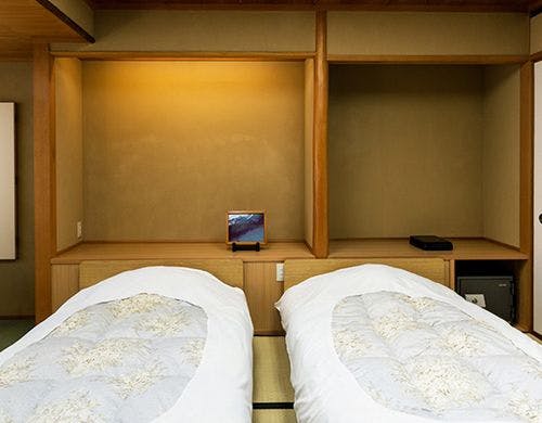 【本館ＴＷ】