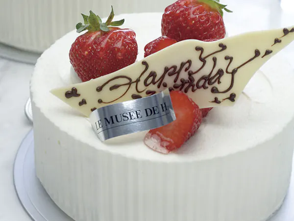 【記念日】大切な誕生日を祝う「金沢茶屋」ホールケーキ付プラン