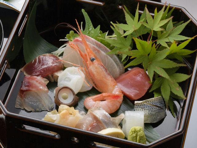 海の幸をたっぷり堪能！“お造り10種盛り”で大満足！宿泊プラン