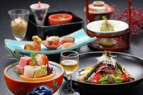 【一日一組様限定】あこがれの貴賓室で優雅な休日を！旬の素材を贅沢に..【月替わり会席・極みの膳】