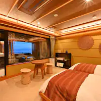 Kamar twin gaya barat lantai 5 Premium.