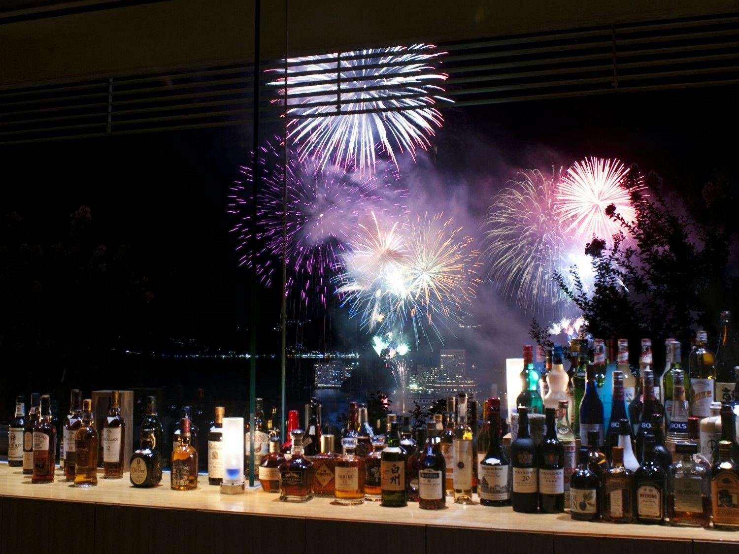 從ATAMI海峯樓酒吧觀賞煙火