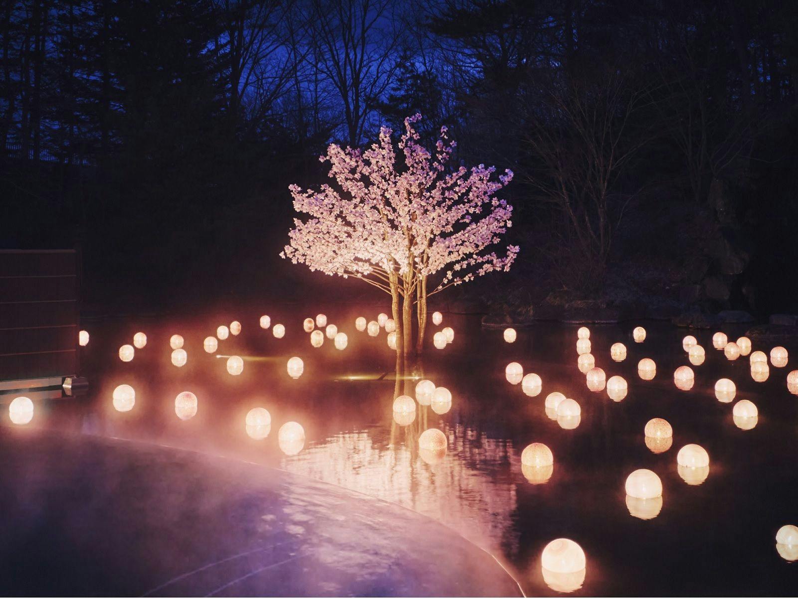 4～5月限定に「ねぶた桜灯りの湯」開催！