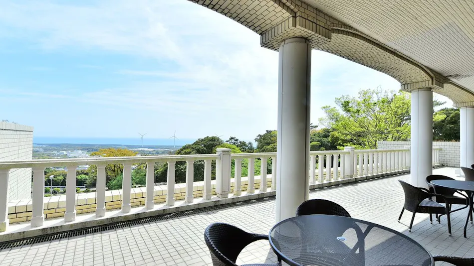 Shizuoka Country Hamaoka Course & Hotel