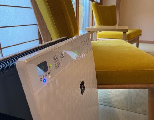 全室に空気清浄加湿器を完備いたしました