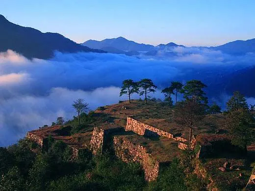 ซากปราสาททาเคดะ