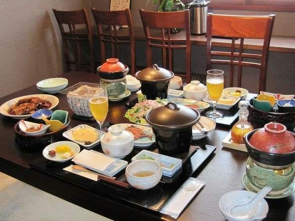 朝食の一例
