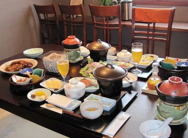 朝食の一例
