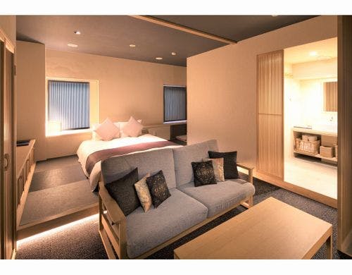 【プレミアムルーム【LIN・凛】】