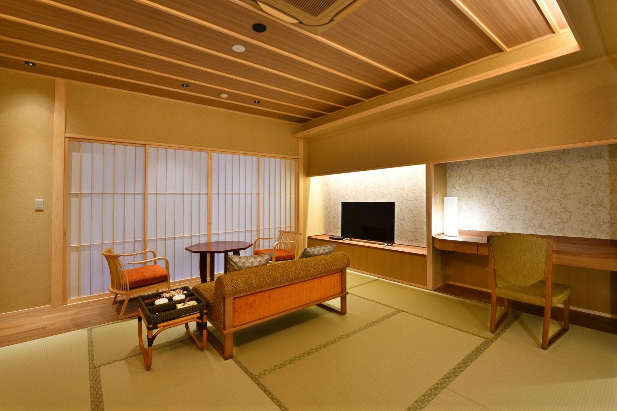 京　YUNOHANA RESORT　翠泉