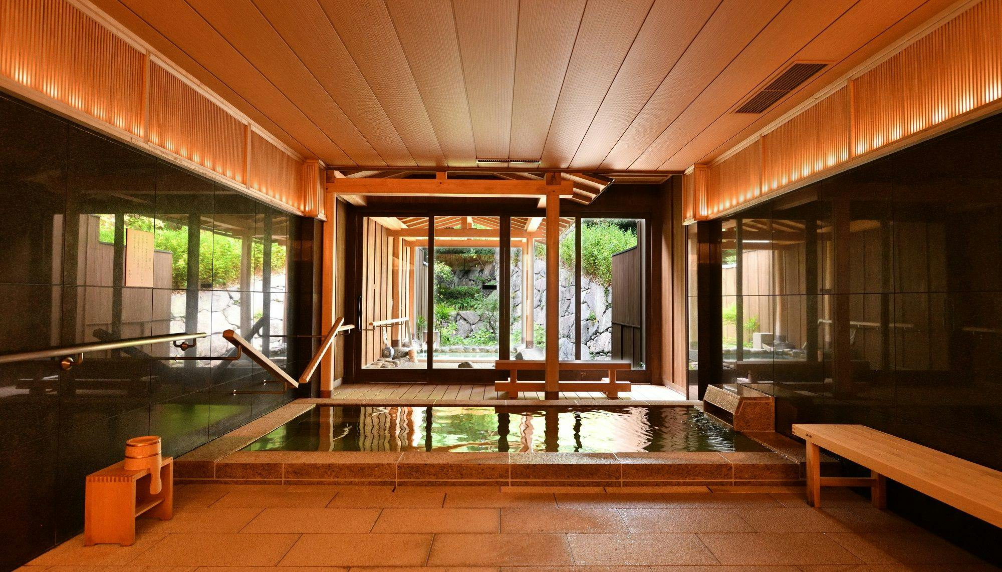 京　YUNOHANA RESORT　翠泉